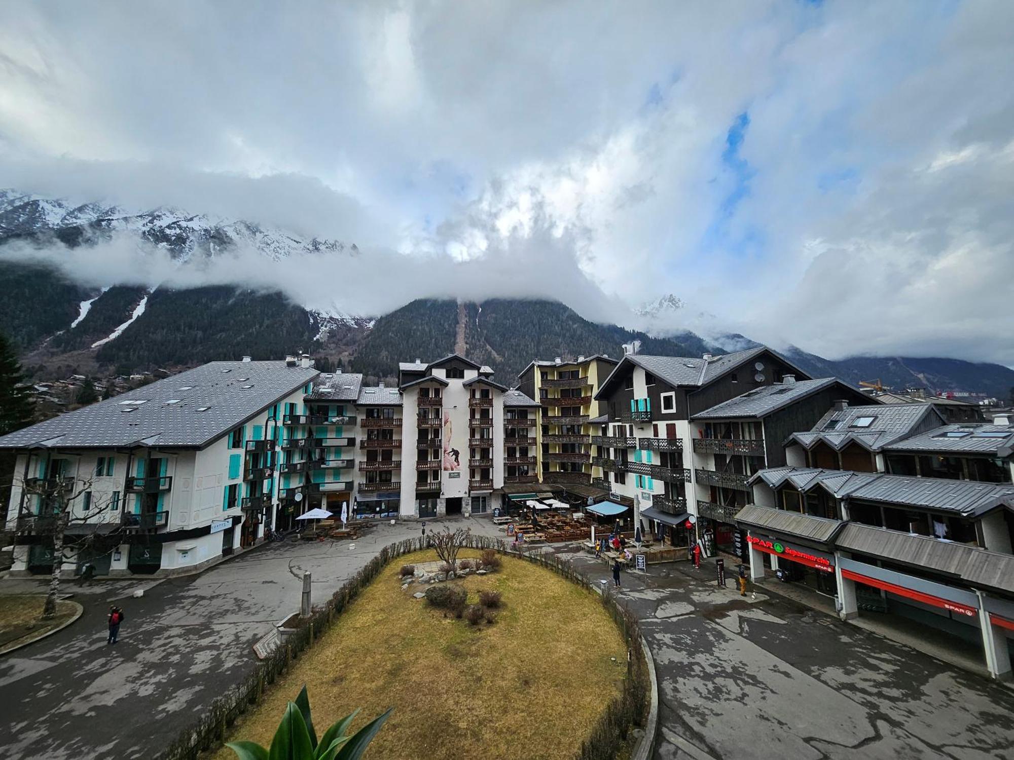 Cozy Chamonix Ski Studio With Mountain Views Exterior foto